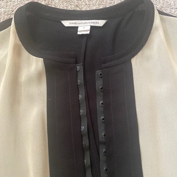 Diane Von Furstenberg  Silk Blouse - Picture 2 of 2